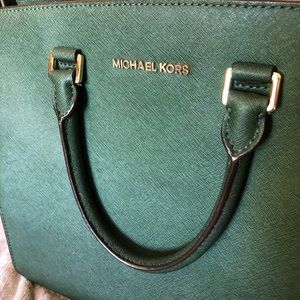 Michael Kors Large Selma bag EUC